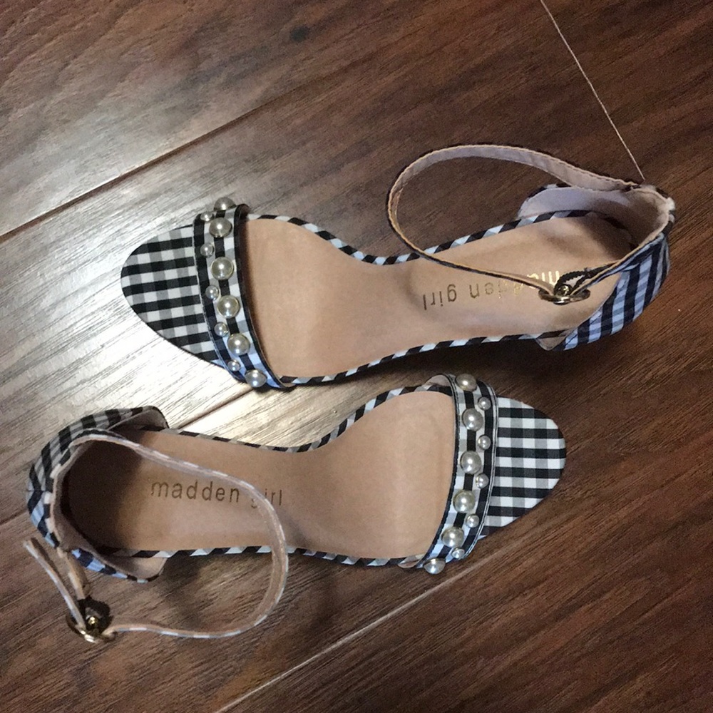 Gingham heels